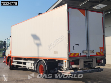 Камион DAF 1000 CF 330 4X2 20.5 tonner thermo-King T-R meathang 2000kg Ladebordwand Euro 6