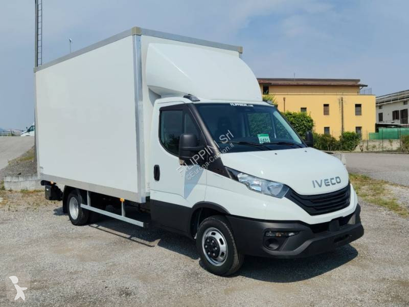 شاحنة Iveco