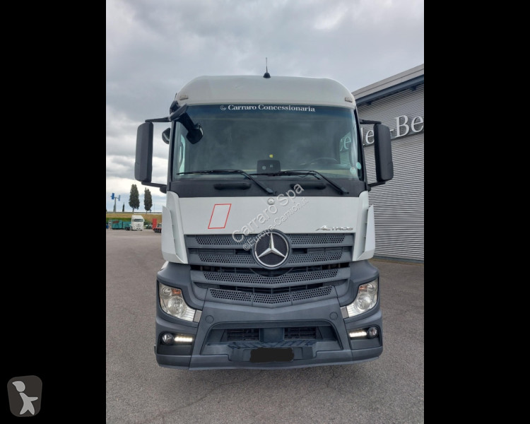 شاحنة Mercedes 4 25 6x2