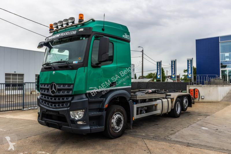 شاحنة Mercedes 2643 L