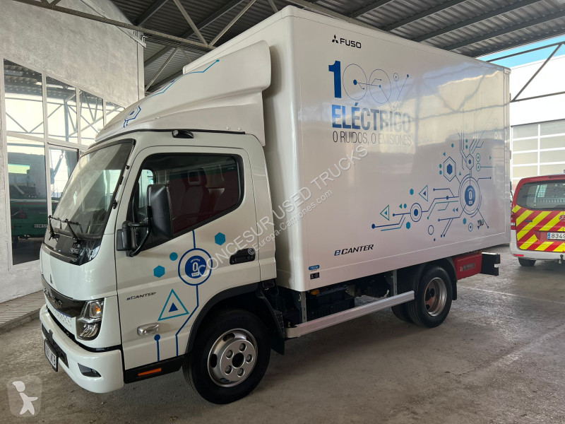 شاحنة Fuso 4 Ton 4C15e