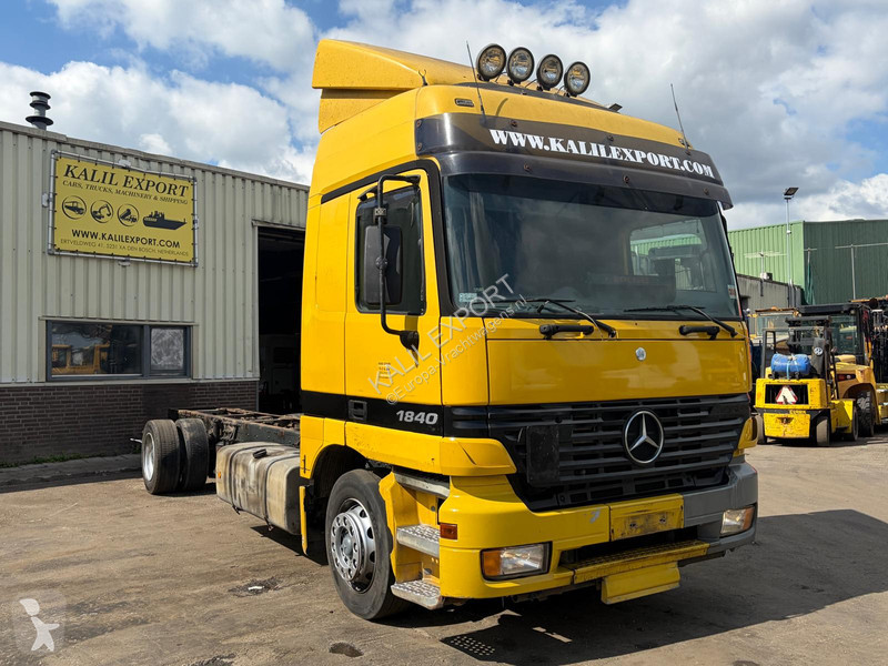 شاحنة Mercedes 1840 Long Chassis - V8 - Big...