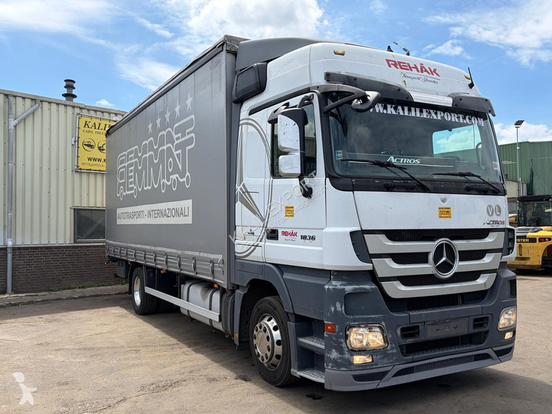 شاحنة Mercedes 1836 MP3 - Box Truck - 6...
