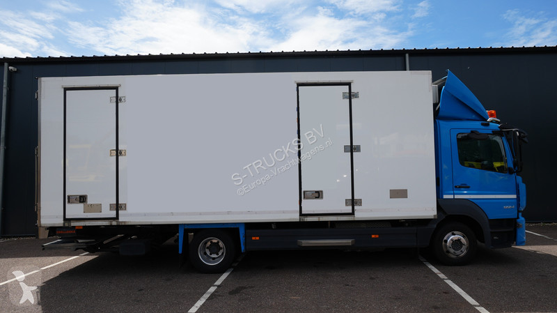 شاحنة Mercedes 1224 frigo truck meat hooksystem...