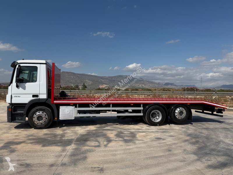 شاحنة Mercedes ACTROS 2532