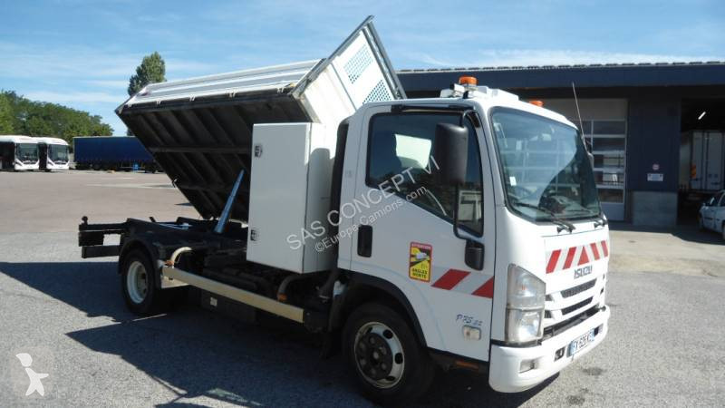 Грузовик Isuzu