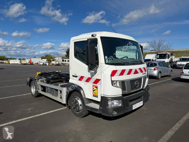 Camion Nissan