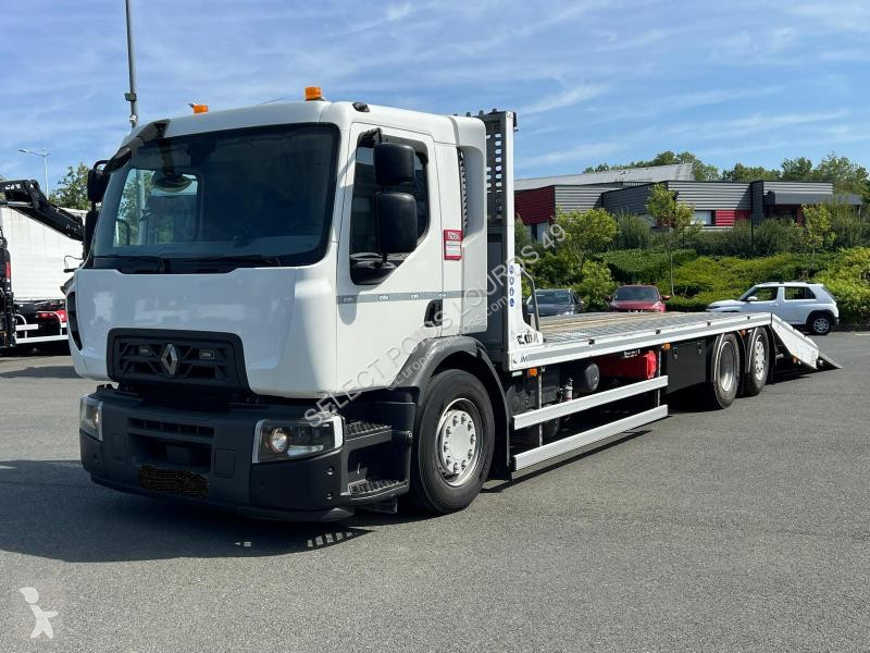 شاحنة Renault 320 6X2