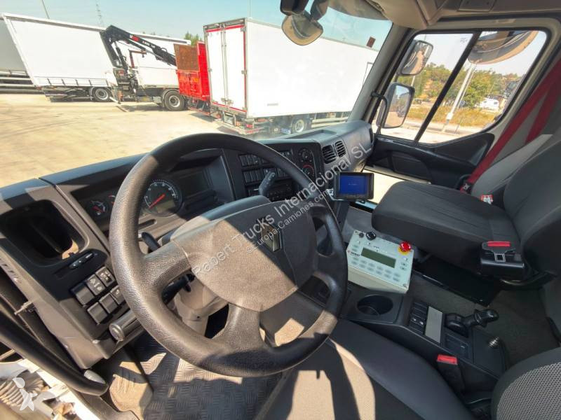Engin de voirie Renault