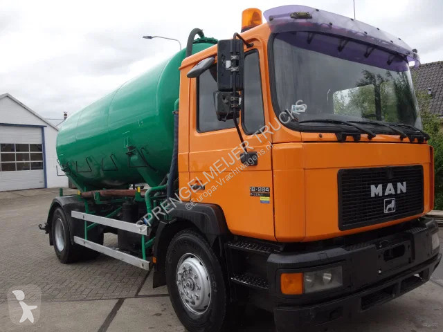 Lastbil MAN 6 cil manualpomp,toilet truck...