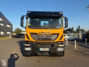 Iveco LKW Maschinentransporter