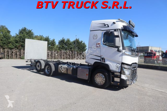 Camion Renault T 440 MOTRICE 3 ASSI A TELAIO...