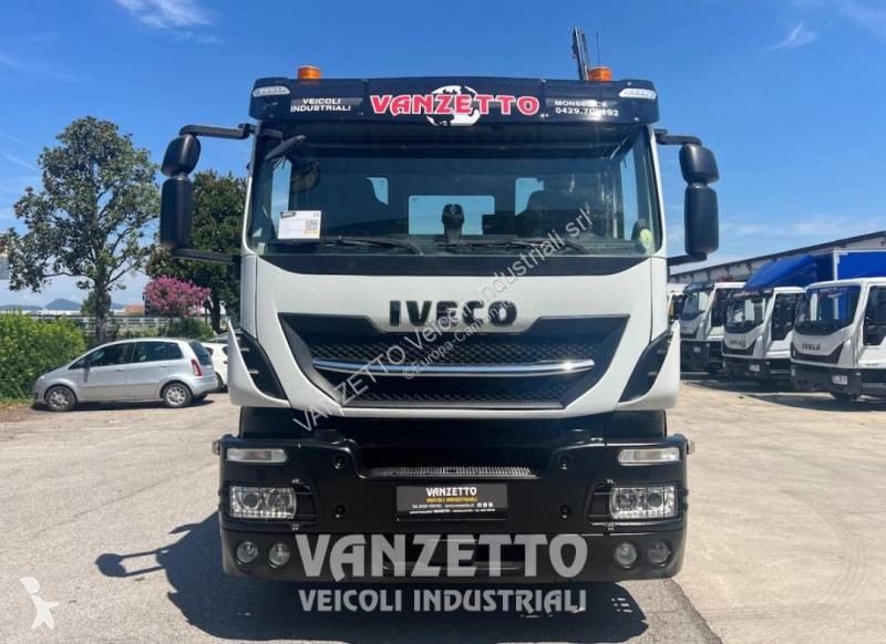 شاحنة Iveco
