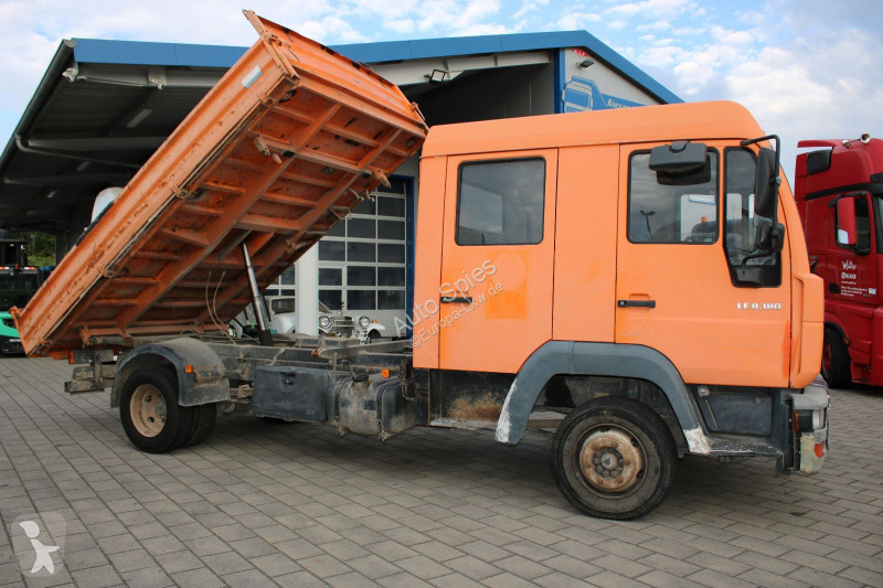 Lastbil MAN 8.180 *Doppelkabine*Dreiseiter...
