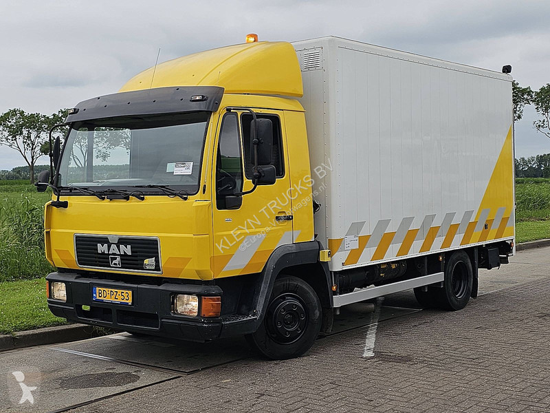 شاحنة MAN L2000 MANUAL 3-SEATS