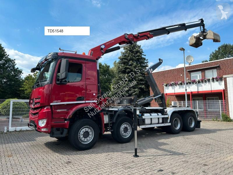 Camion Mercedes 2430