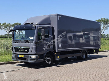 Camion furgone MAN