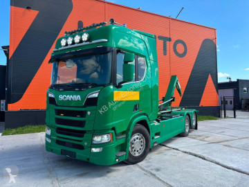 شاحنة ناقلة حاويات متعددة الأغراض Scania