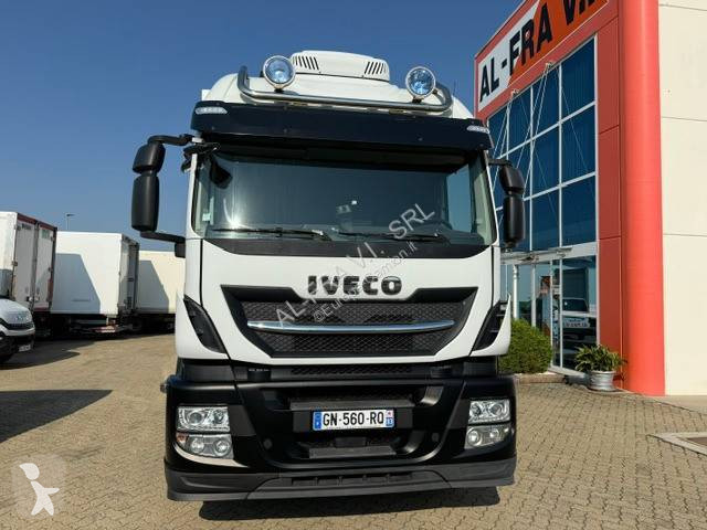 شاحنة Iveco