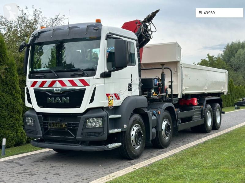 شاحنة MAN TGS 440 / 8x4 /CRANE HMF 1530/ TIPPER