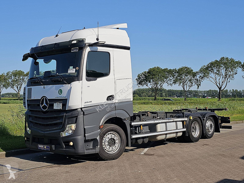 شاحنة Mercedes ACTROS 2545 6X2 OILRETARDER