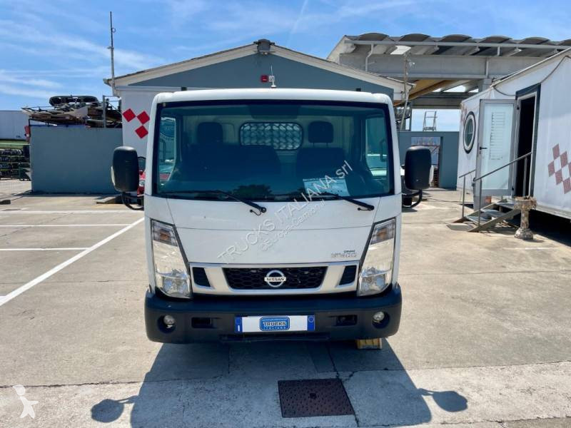 شاحنة Nissan