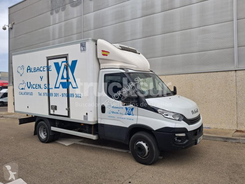شاحنة Iveco  70C18 ISOTERMO