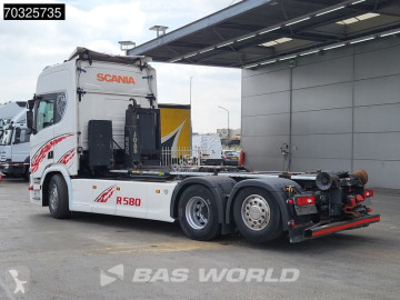 شاحنة ناقلة حاويات متعددة الأغراض Scania