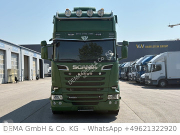 شاحنة مغطاة Scania