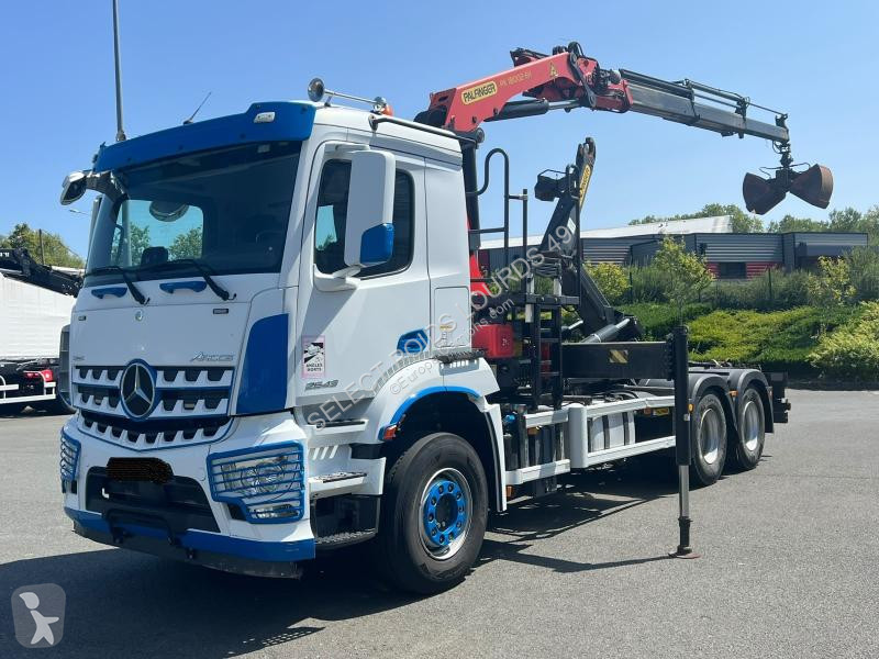 شاحنة Mercedes 2643