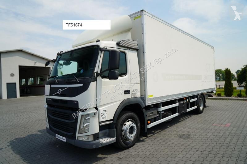 Ciężarówka Volvo FM 370 / KONTENER 7,8 M / 4x2...
