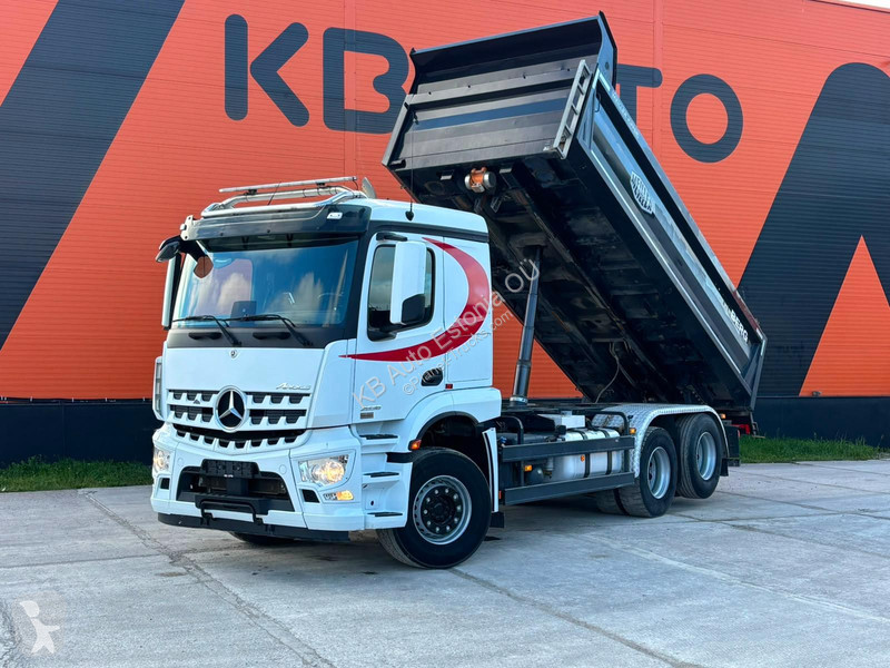 شاحنة Mercedes 2836 6x2 BOX L=5592 mm