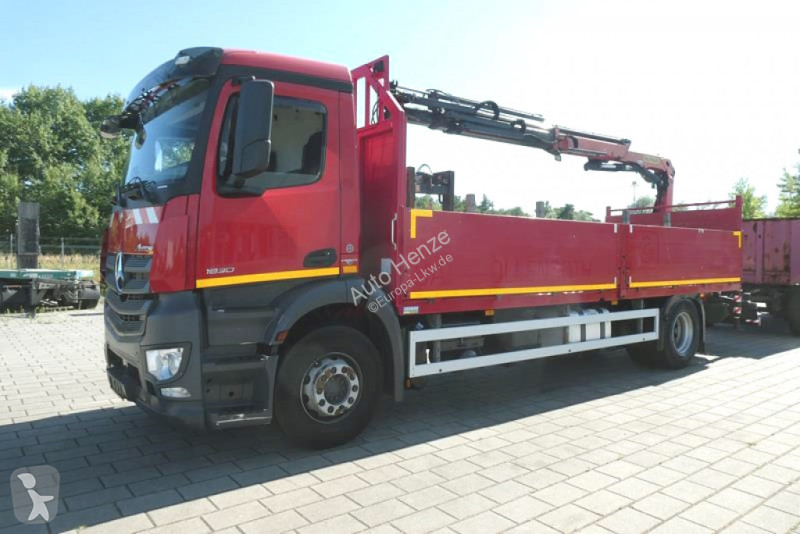 شاحنة Mercedes Antos 1830 L Pritsche Heckkran Funk