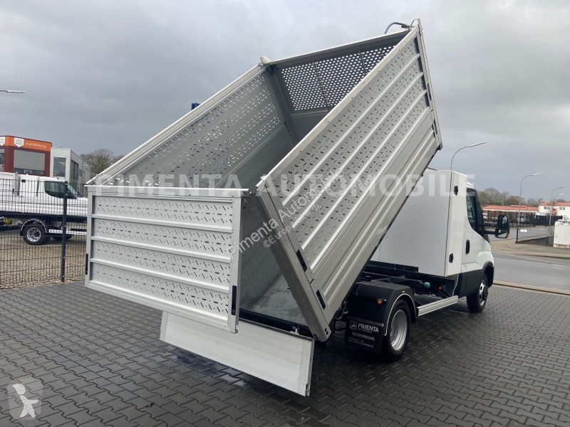 Camion Iveco 70C18H 3SKIPPER KISTE ALUGIT DIFFS...