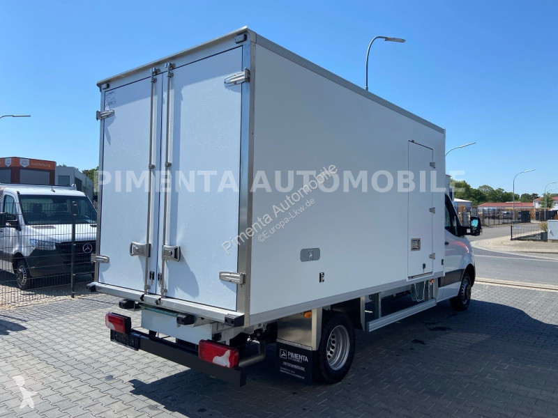 شاحنة Volkswagen 50 TK KOFFER -20° 4,10m NAVI...