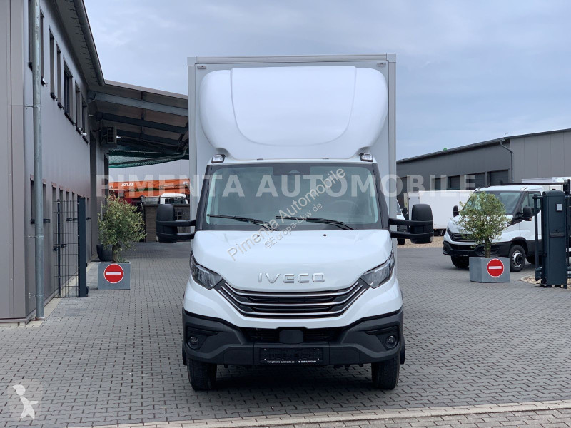 شاحنة Iveco 70C18HP KOFFER LBW RFK LUFTFD LED...