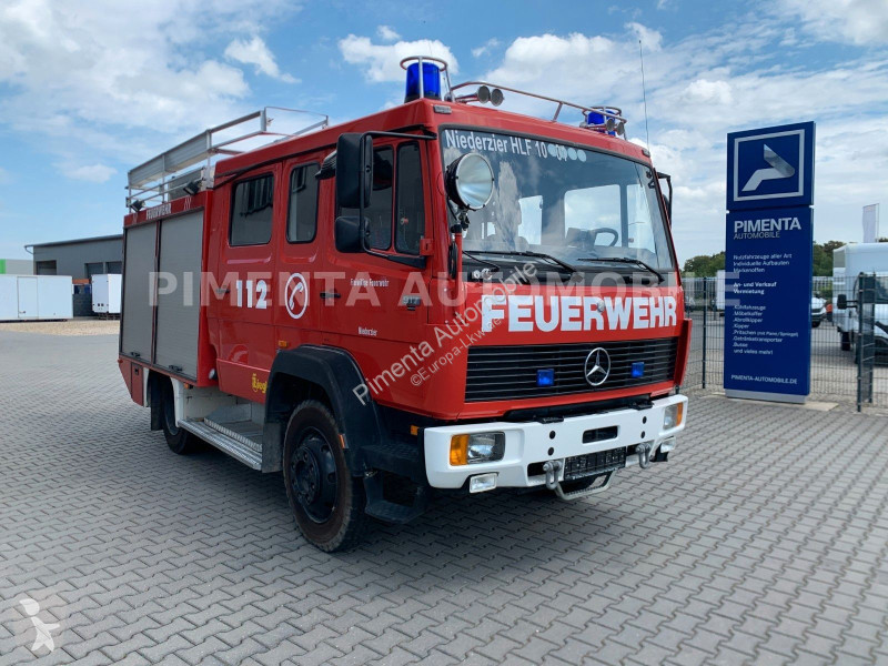 شاحنة Mercedes AF / 4x4 /AHK / TOP ZUSTAND