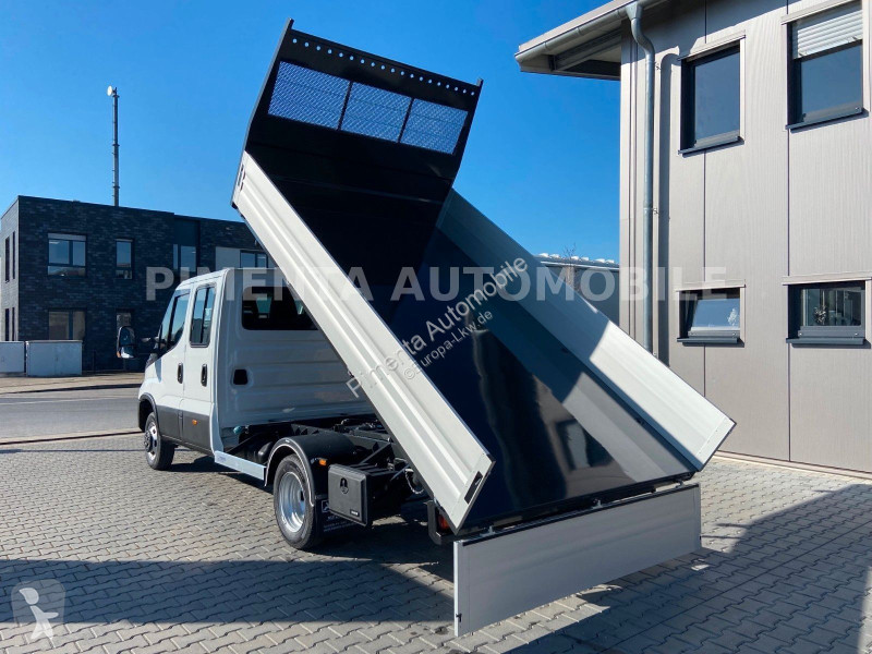 شاحنة Iveco 70C18H MY26 DOKA 3SKIPPER AHK...