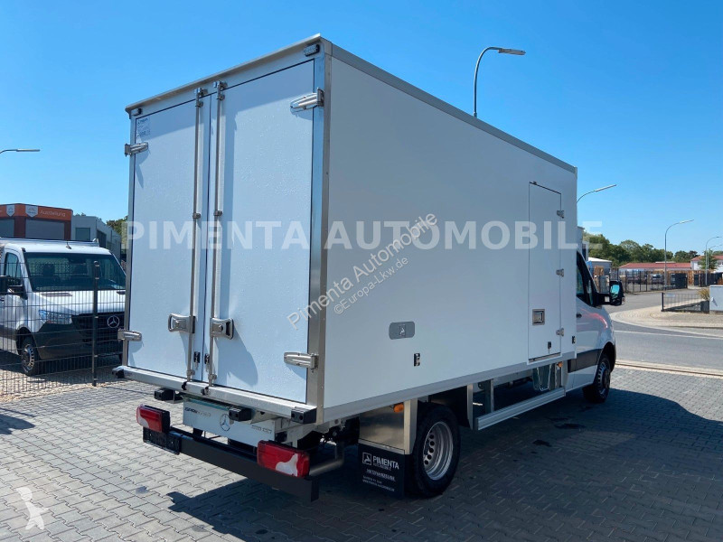 شاحنة Mercedes 517 5t TK KOFFER -20° 8EPAL RFK...