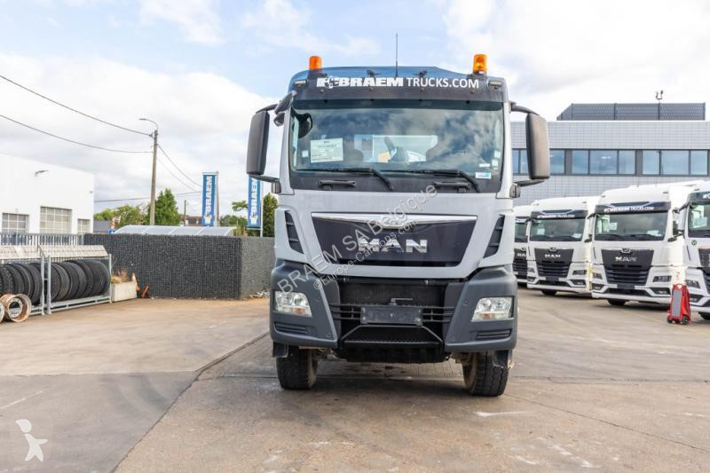 Camión MAN 18.400 BLS-4X4+LIEBHERR 10M3(2018)