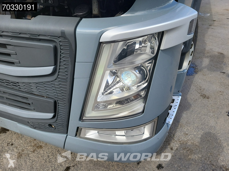شاحنة Volvo 420 6X2 Curtainsides 2500kg...