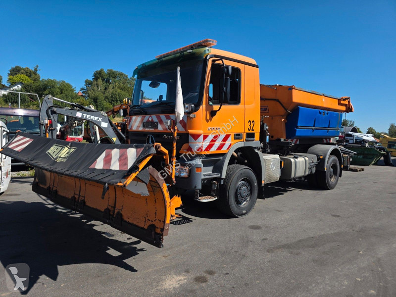 شاحنة Mercedes 2036 / 4x4 Allrad / kommunal...