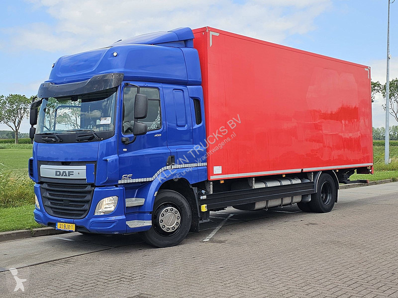 شاحنة DAF 400 TAILLIFT