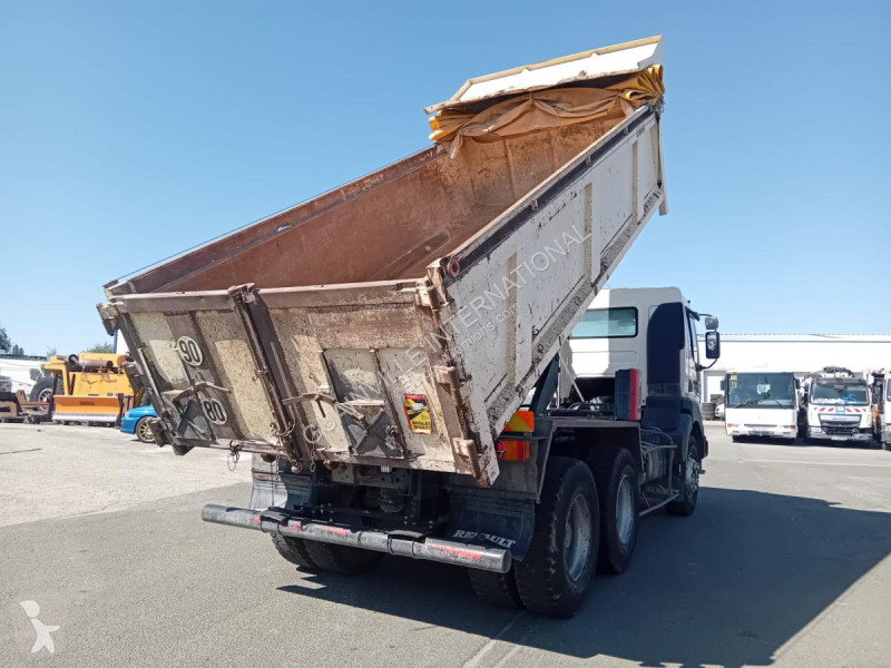 شاحنة Renault 320 DCI
