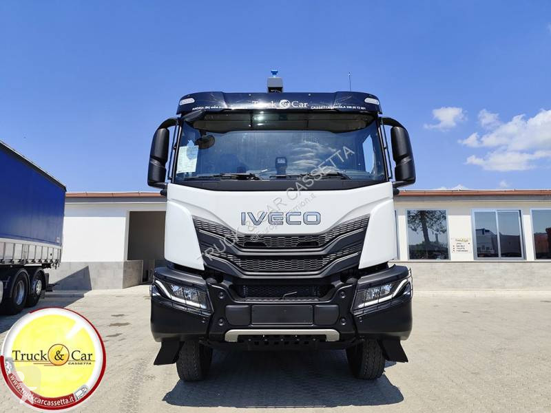 شاحنة Iveco