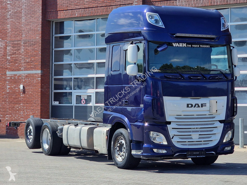 شاحنة DAF 530 6X2 - steel / air - steering axle...
