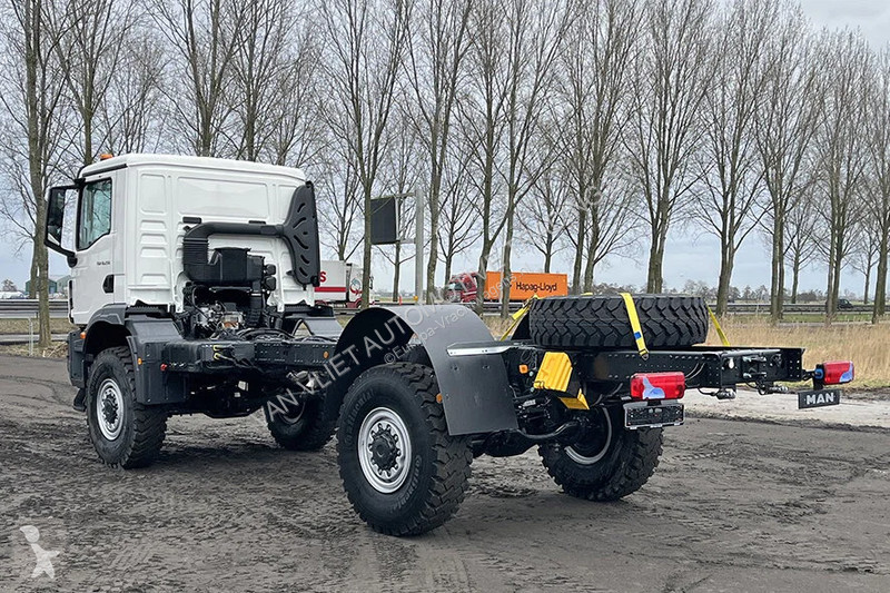 شاحنة MAN 18.250 BB CH Chassis Cabin (15 units)