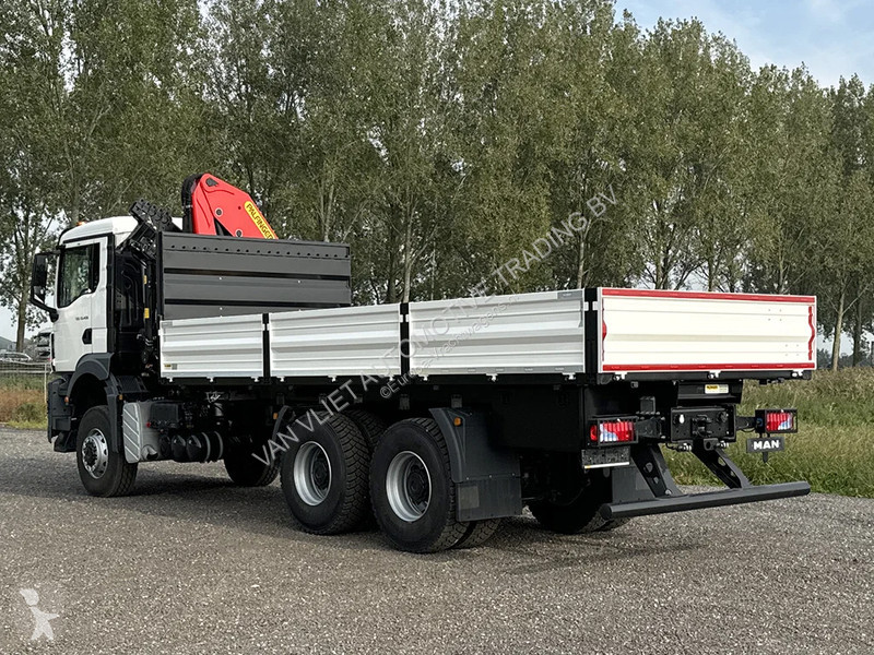 شاحنة MAN 33.400 BB CH Crane Truck (2 units)