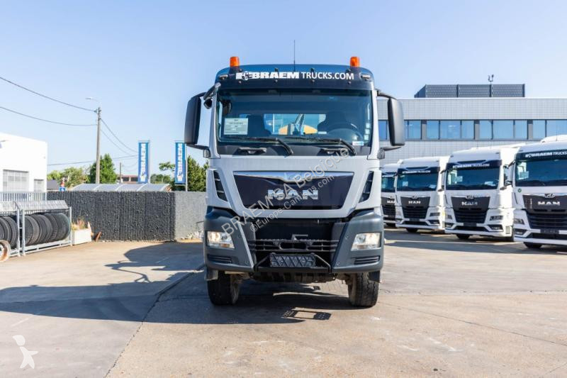 Camión MAN 18.400 BLS -4X4+LIEBHERR 10M3 (2018)