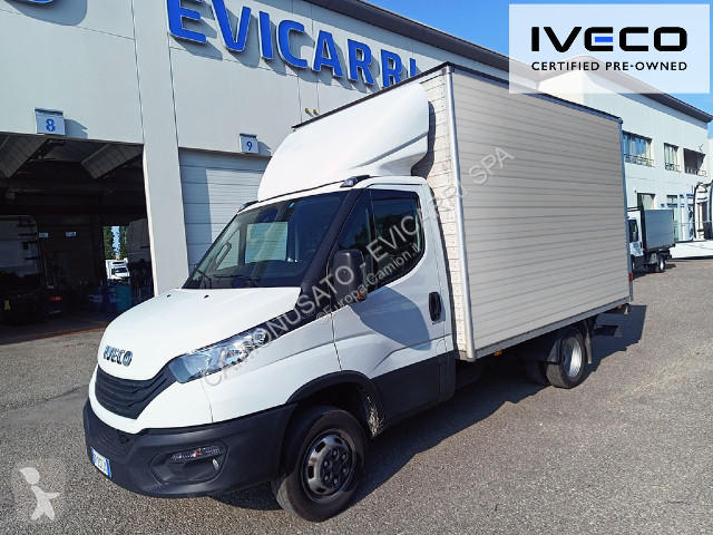 شاحنة Iveco DAILY 35C14